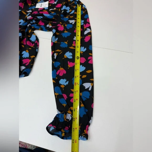 NWT J.CREW Top  Floral Ruffle Neck Button Down Blouse size S - Picture 8 of 9